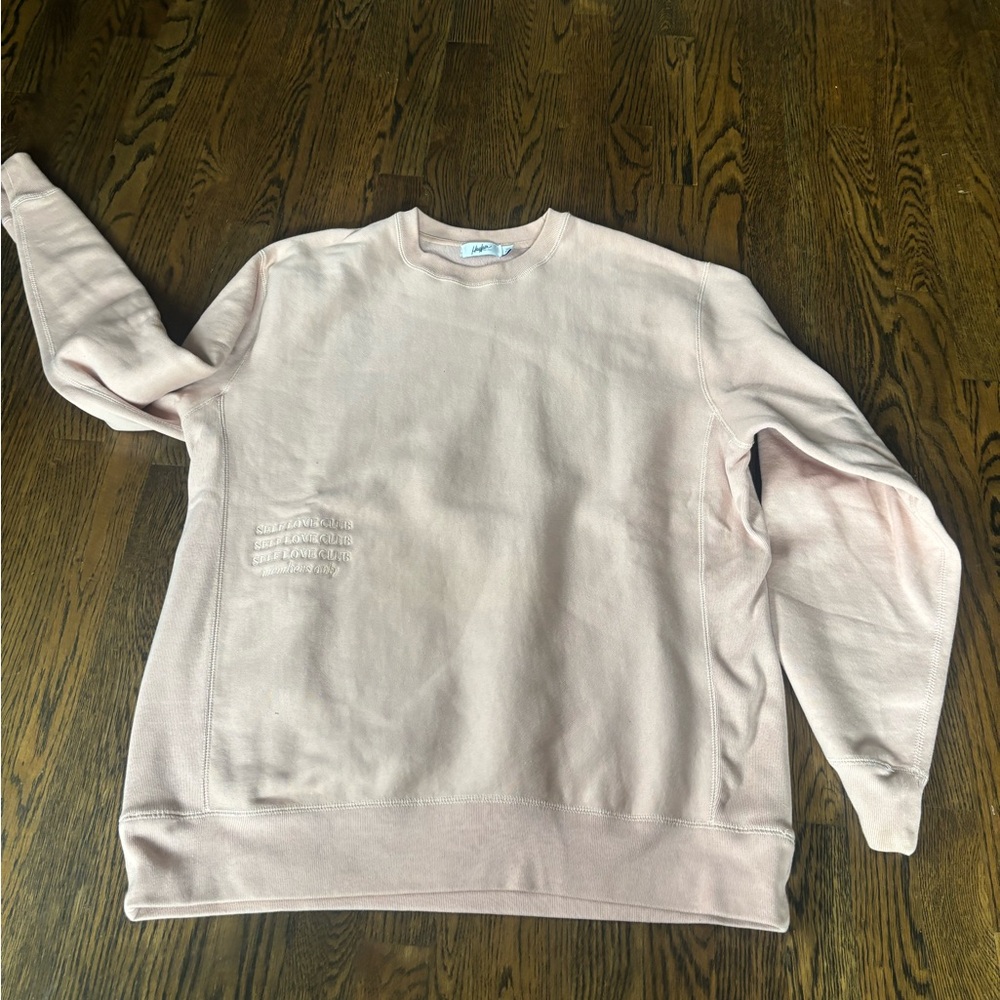 Mayfair Women’s Light Pink Crewneck Sweater